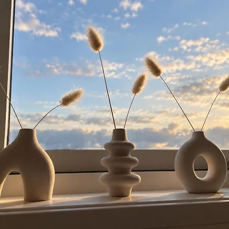 Large Family Near Oslo - 3 Bedrooms, Free Parking, Balcony Apartment