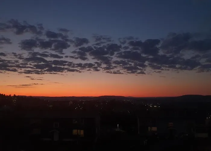 Large Family Near Oslo - 3 Bedrooms, Free Parking, Balcony * リレストロム