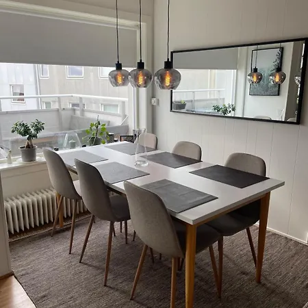 Large Family Near Oslo - 3 Bedrooms, Free Parking, Balcony *